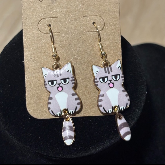 Cute Hungry/Annoyed Tabby Cat with Dangle Tail, Hook Earrings - Cute Kitty Cat - Picture 1 of 10